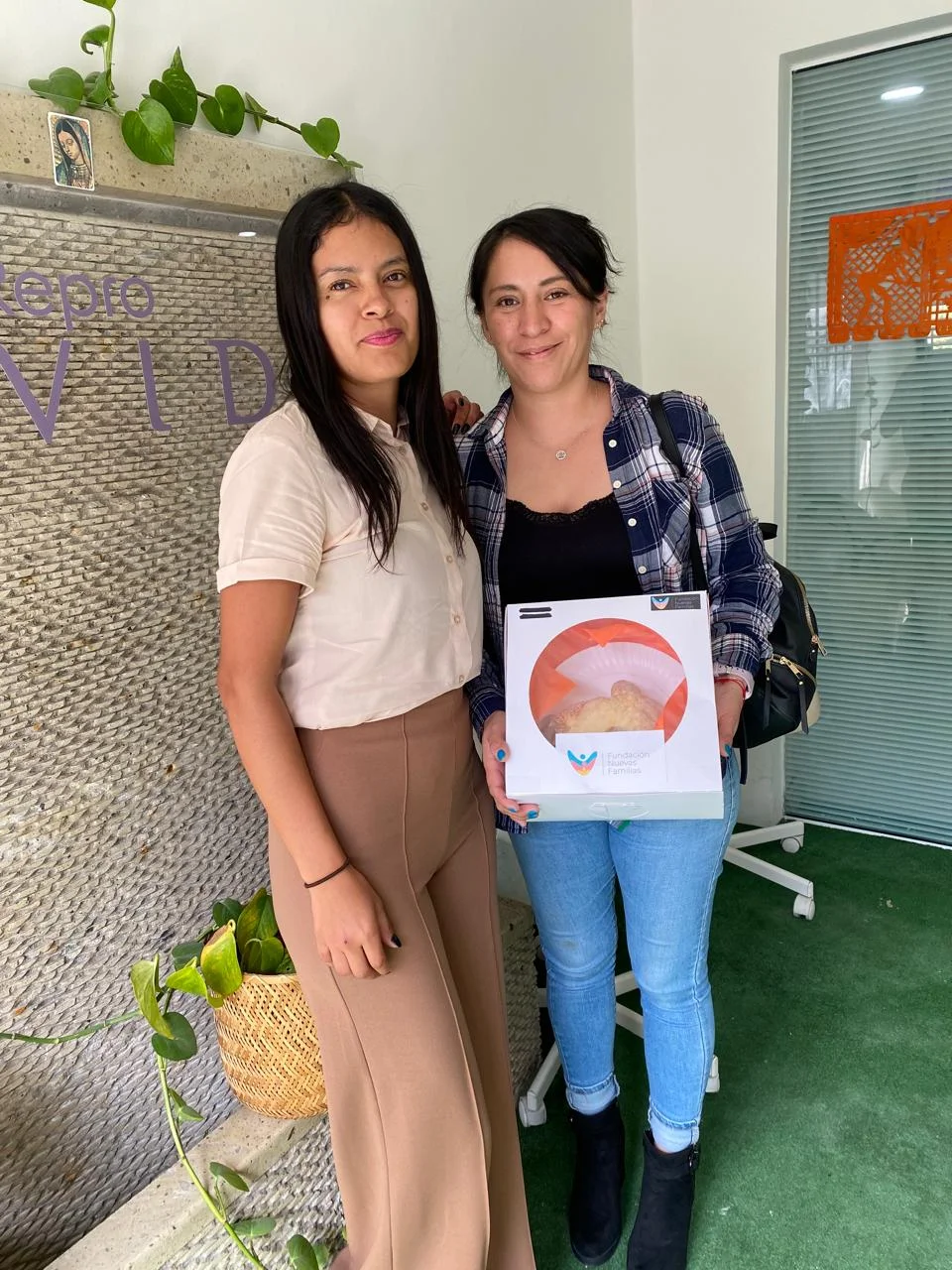 Entrega de pan de muerto - Nov 24 - 4